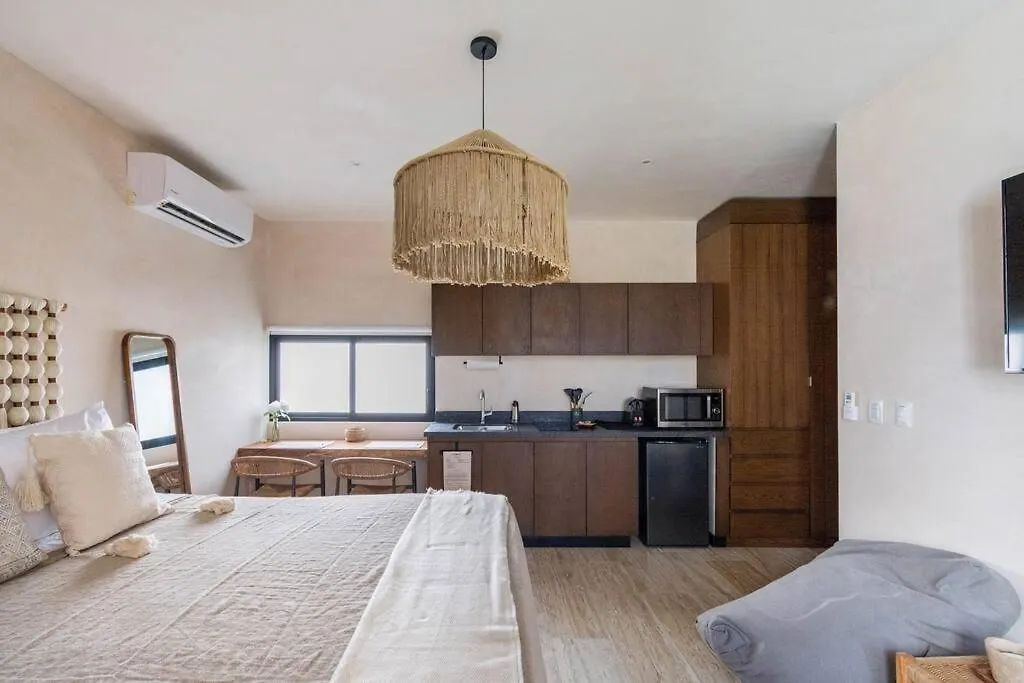 Exclusive Studio In A Gated Community By Casa Paraiso トゥルム アパート